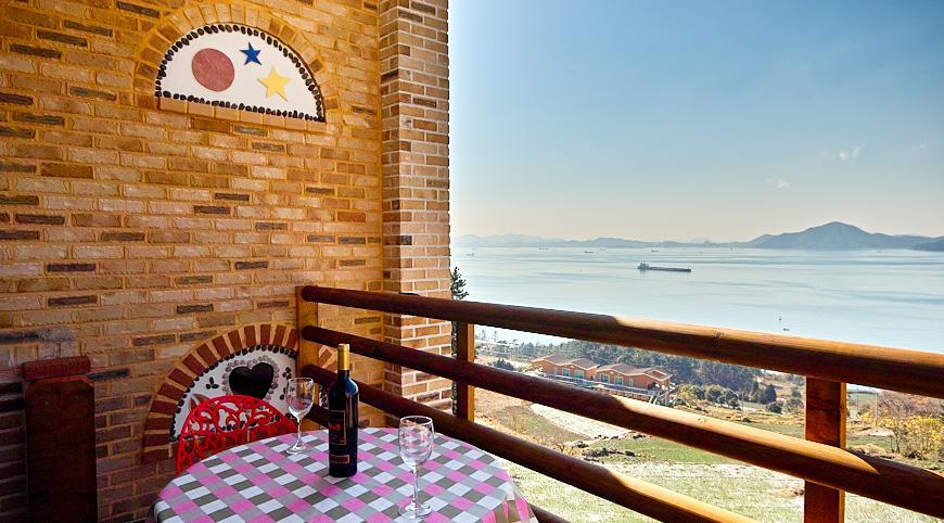 Gung Pension Namhae Exterior photo